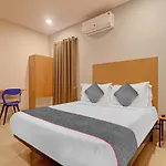 Super Townhouse White Ridge Kphb Opp Jntu